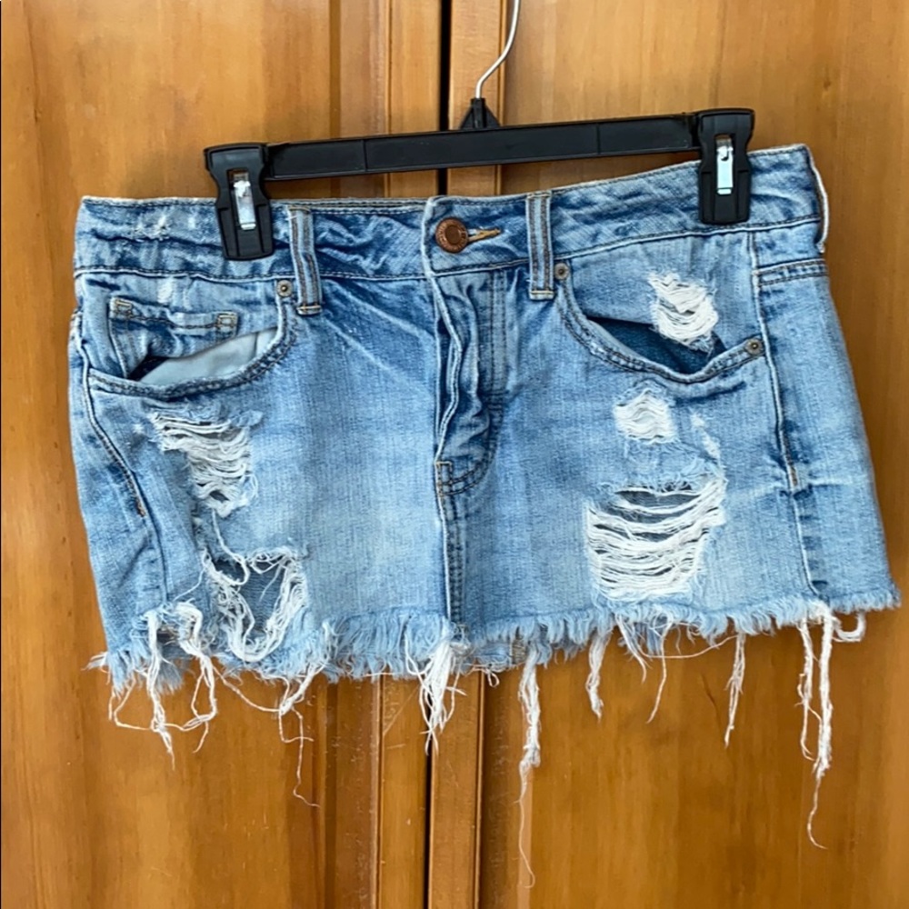 American eagle jean skirt